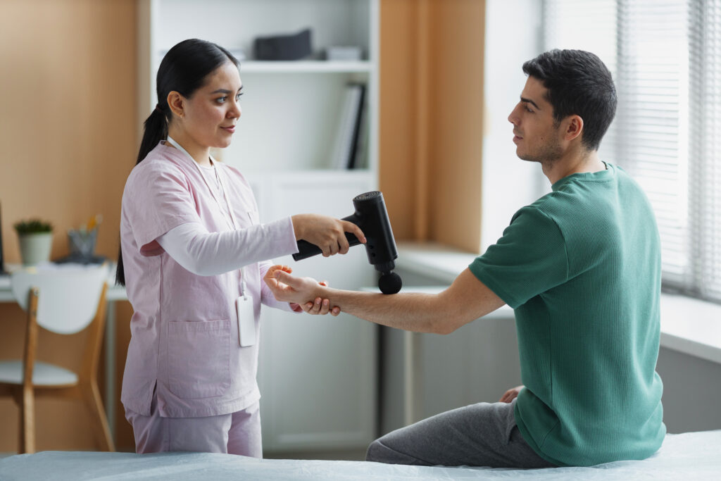 best physiotherapy in patel nagar